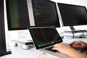 Google Workspace联合Okta和VMware提供混合工作的企业级安全和设备管理支持