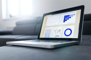 IBM扩大与Adobe的合作伙伴关系,加速生成式AI应用落地